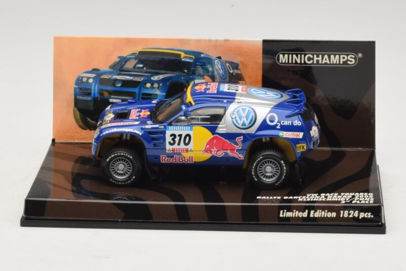 Volkswagen Race Touareg Red Bull #310 J. Kleinschmidt / F. Pons Dakar Rally 2005 Minichamps 1:43 Volkswagen Race Touareg Red Bull #310 J. Kleinschmidt / F. Pons Dakar Rally 2005 Minichamps 1:43 436055310 Metall