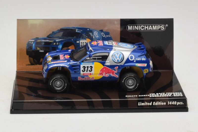 Volkswagen Race Touareg Red Bull #313 J. Kankkunen / J. Repo Dakar Rally 2005 Minichamps 1:43 436055313 Metall