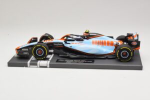 Williams Racing FW45 #2 L. Sargeant Singapore GP 2023 Minichamps 1:18 117231602 Metall — bild 3 av 7