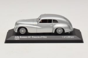 Alfa Romeo 6C 2500 Freccia d'Oro Silver Minichamps 1:43 400120480 Metall