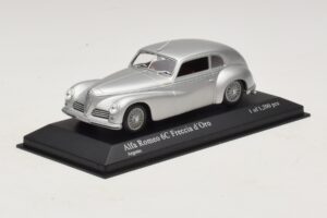 Alfa Romeo 6C 2500 Freccia d'Oro Silver Minichamps 1:43 400120480 Metall — bild 2 av 5