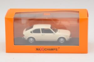 Alfa Romeo Alfasud Vit Maxichamps 1:43 940120101 Metall — bild 5 av 5