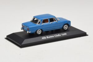 Alfa Romeo Giulia 1600 Blå Maxichamps 1:43 940120900 Metall — bild 2 av 5