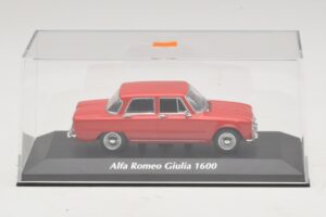 Alfa Romeo Giulia 1600 Röd Maxichamps 1:43 940120901 Metall — bild 4 av 5