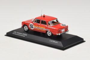 Alfa Romeo Giulia ONS Rennstreckensicherung 1973 Minichamps 1:43 400120994 Metall — bild 3 av 5