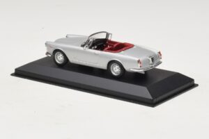 Alfa Romeo Spider 916 3.2 V6 24V Silver Minichamps 1:43 400120330 Metall — bild 3 av 5