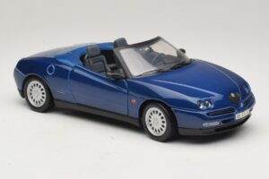 Alfa Romeo Spider 916 Blå Maisto 1:18 31831 Metall — bild 6 av 8