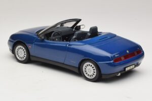 Alfa Romeo Spider 916 Blå Maisto 1:18 31831 Metall — bild 7 av 8
