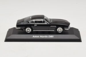Aston Martin DBS Svart Maxichamps 1:43 940137601 Metall