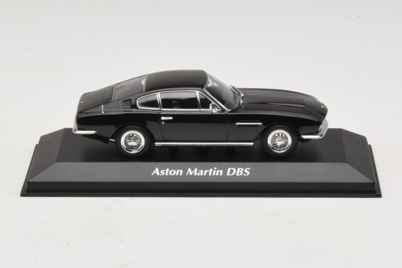 Aston Martin DBS Svart Maxichamps 1:43 940137601 Metall