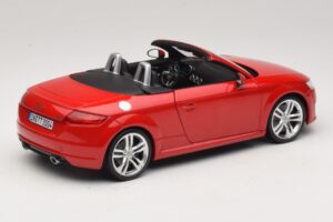 Audi TT 8J Roadster Tango Red Minichamps 1:18 5011400525 Metall — bild 3 av 8