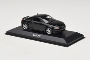 Audi TT 8N Svart Maxichamps 1:43 940017221 Metall — bild 3 av 5