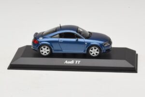Audi TT 8N Blå Metallic Maxichamps 1:43 940017220 Metall