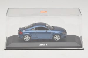 Audi TT 8N Blå Metallic Maxichamps 1:43 940017220 Metall — bild 4 av 5