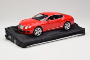 Bentley Continental GT Orange Minichamps 1:18 Bentley Continental GT Orange Minichamps 1:18 100139922-P1 Metall