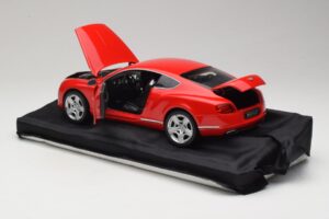 Bentley Continental GT Orange Minichamps 1:18 100139922-P1 Metall — bild 5 av 8