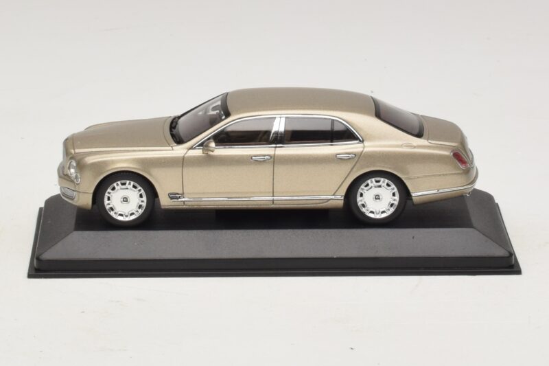 Bentley Mulsanne Guldmetallic Minichamps 1:43 40433 Metall