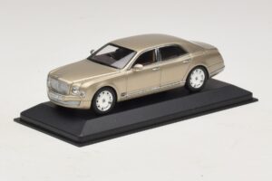Bentley Mulsanne Guldmetallic Minichamps 1:43 40433 Metall — bild 2 av 5