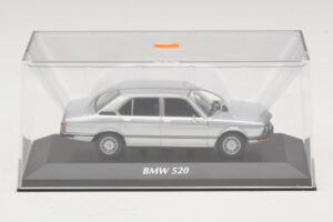 BMW 520 E12 Silver Maxichamps 1:43 940023000 Metall — bild 4 av 5