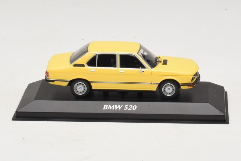BMW 520 E12 Gul Maxichamps 1:43 940023001 Metall