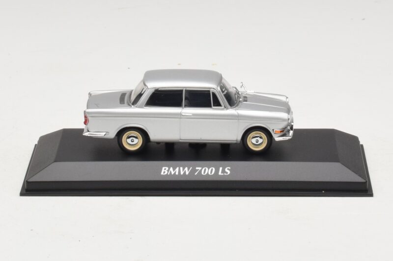 BMW 700 LS Silver Maxichamps 1:43 940023700 Metall