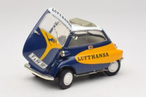 BMW Isetta 250 Lufthansa Revell 1:18 08926 Metall — bild 2 av 8