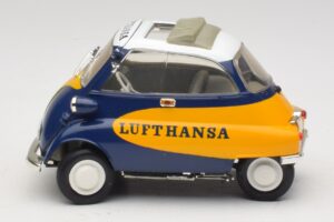 BMW Isetta 250 Lufthansa Revell 1:18 08926 Metall — bild 4 av 8
