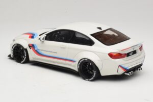 BMW M4 F82 Liberty Walk Ersättningslåda GT Spirit 1:18 GT067-R1 Resin — bild 5 av 6