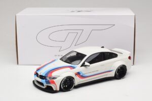BMW M4 F82 Liberty Walk Ersättningslåda GT Spirit 1:18 GT067-R1 Resin — bild 6 av 6