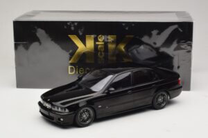 BMW M5 E39 Svart KK-Scale 1:18 KKDC181623 Metall — bild 6 av 6
