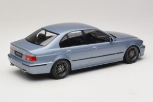BMW M5 E39 Silverstone Blue Metallic KK-Scale 1:18 KKDC181622 Metall — bild 2 av 6