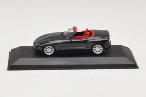 BMW Z1 Mörkgrön Med Röd Interiör Minichamps 1:43 BMW021 Metall