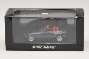 BMW Z1 Mörkgrön Med Röd Interiör Minichamps 1:43 BMW021 Metall — bild 5 av 5