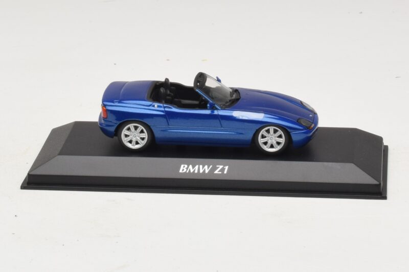 BMW Z1 E30 Blå Metallic Maxichamps 1:43 940020101 Metall