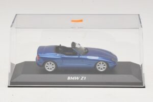 BMW Z1 E30 Blå Metallic Maxichamps 1:43 940020101 Metall — bild 4 av 5