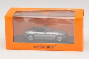 BMW Z3 Gråmetallic Maxichamps 1:43 940024330 Metall — bild 5 av 5
