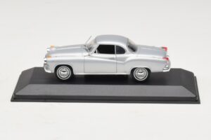 Borgward Isabella Coupé Silver Minichamps 1:43 400096031 Metall