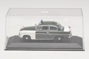 Borgward Isabella Polizei Frankfurt Minichamps 1:43 400096090 Metall — bild 4 av 5