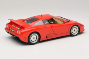 Bugatti EB110 Röd Bburago 1:18 3055-P1 Metall — bild 3 av 8