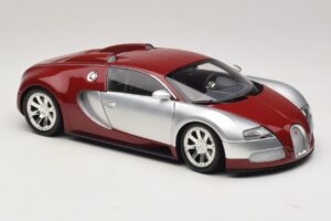 Bugatti Veyron Centenaire Edition Chrome Red Minichamps 1:18 100110851 Metall — bild 6 av 8