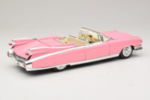 Cadillac Eldorado Biarritz Rosa Maisto 1:18 31813-P1 Metall — bild 3 av 8