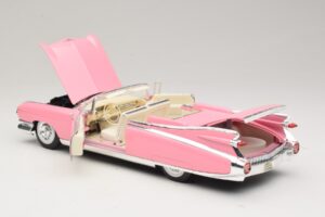 Cadillac Eldorado Biarritz Rosa Maisto 1:18 31813-P1 Metall — bild 5 av 8