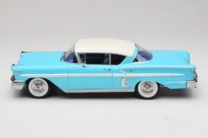 Chevrolet Bel Air Impala Coupe Turkos & Creme KK-Scale 1:18 KKDC181593 Metall — bild 3 av 6