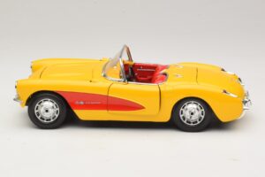 Chevrolet Corvette C1 Cabriolet Gul Röd Bburago 1:18 3034-M2 Metall — bild 4 av 8