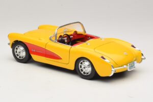 Chevrolet Corvette C1 Cabriolet Gul Röd Bburago 1:18 3034-M2 Metall — bild 7 av 8