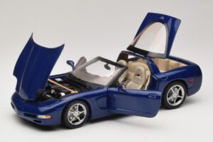 Chevrolet Corvette C5 Commemorative Edition Blå AUTOart 1:18 71157 Metall — bild 2 av 9