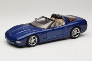 Chevrolet Corvette C5 Commemorative Edition Blå AUTOart 1:18 71157 Metall — bild 3 av 9