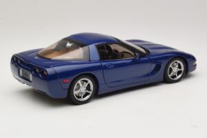 Chevrolet Corvette C5 Commemorative Edition Blå AUTOart 1:18 71157 Metall — bild 4 av 9