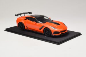 Chevrolet Corvette C7 ZR-1 High Voltage Tint TopSpeed 1:18 TS0147 Resin — bild 4 av 6