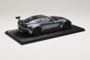 Chevrolet Corvette C7 ZR-1 Shadow Grey Metallic TopSpeed 1:18 TS0148 Resin — bild 2 av 6